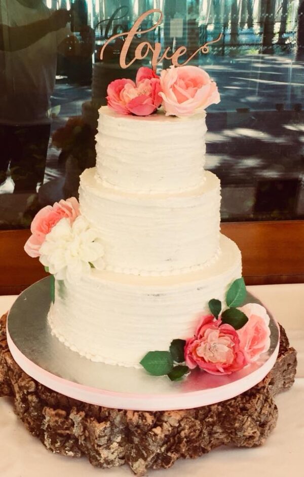 love cake topper